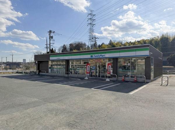 八王子市大塚の中古一戸建て(ファミリーマート天野谷戸公園前店)