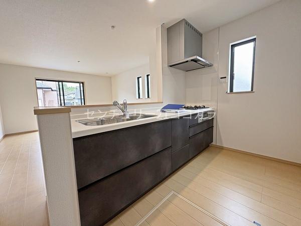 八王子市西寺方町　新築一戸建て・全2棟　A号棟