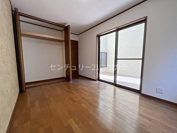 八王子市左入町の中古一戸建て