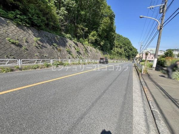 八王子市左入町の中古一戸建て