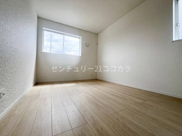 八王子市泉町新築一戸建て・全20区画　新築販売12棟　2号棟