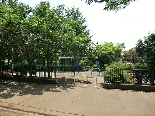 八王子市泉町新築一戸建て・全20区画新築販売12棟　15号棟(南松枝公園)