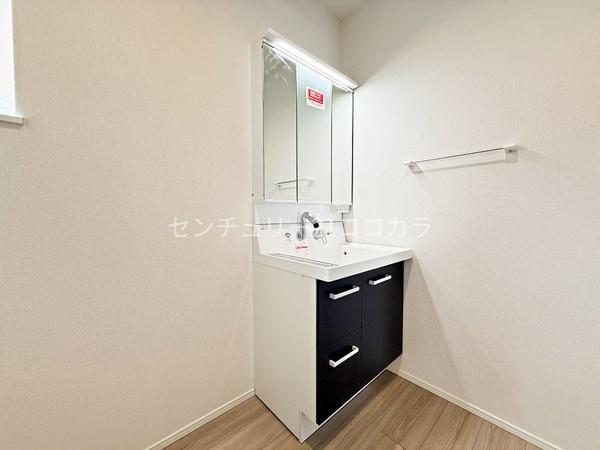 八王子市下恩方町　新築一戸建て・全3棟　2号棟
