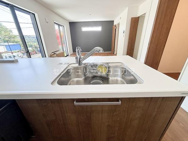八王子市絹ケ丘3丁目　新築一戸建て・全1棟
