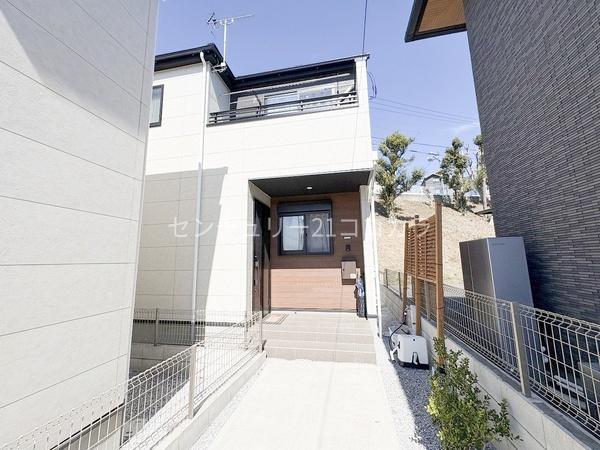 八王子市緑町の中古一戸建て