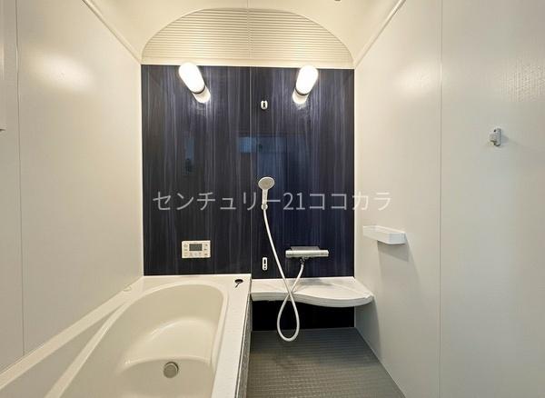 八王子市小比企町の中古一戸建て