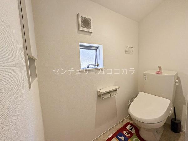 八王子市小比企町の中古一戸建て