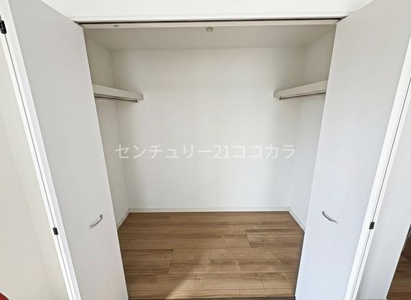 八王子市小比企町の中古一戸建て