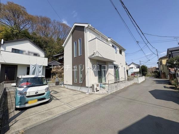 八王子市小比企町の中古一戸建て
