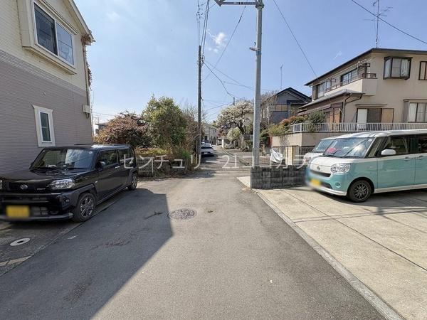 八王子市小比企町の中古一戸建て