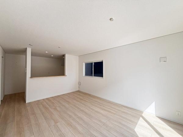 八王子市小宮町　新築一戸建て　3号棟