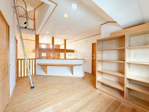 八王子市楢原町の中古一戸建て