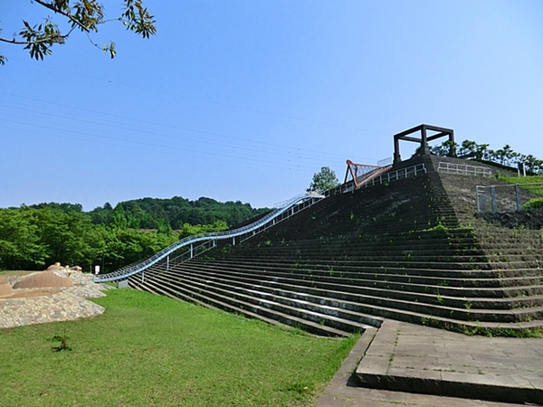 アンビシャスパーク京王堀之内(秋葉台公園)