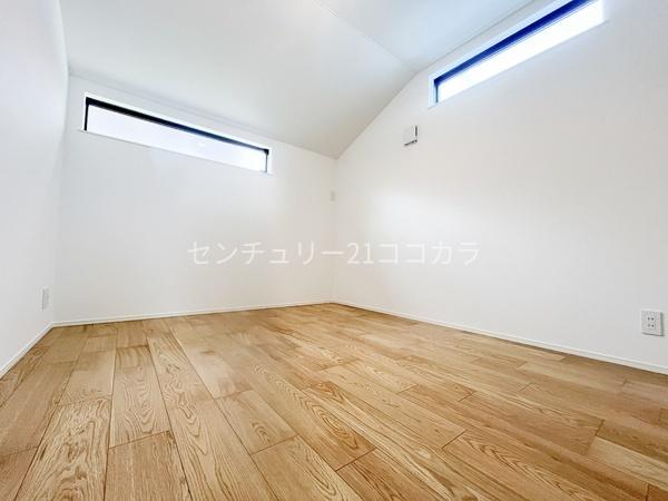 日野市大阪上の新築一戸建て・全3棟・2号棟