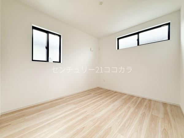 八王子市緑町　新築一戸建て・全3棟　2号棟
