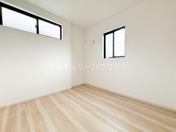 八王子市緑町　新築一戸建て・全3棟　2号棟