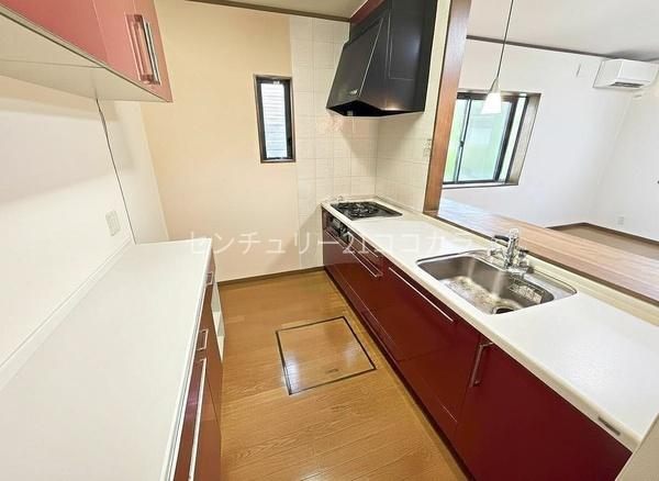 八王子市小宮町の中古一戸建て