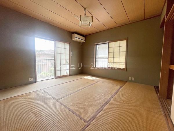 八王子市西寺方町の中古一戸建て