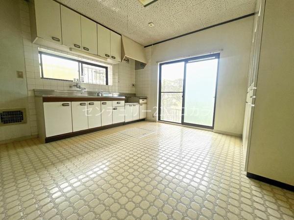八王子市西寺方町の中古一戸建て