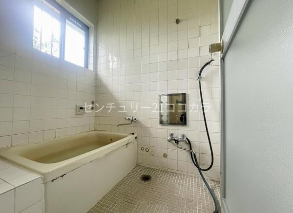 八王子市西寺方町の中古一戸建て