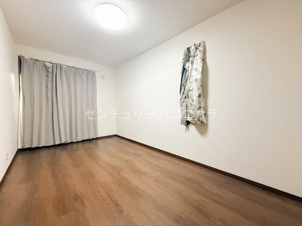 八王子市元八王子町　中古一戸建て