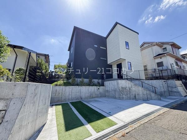 八王子市絹ケ丘　未入居一戸建て