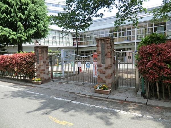 八王子市散田町１丁目の中古一戸建て(なかよし幼稚園)