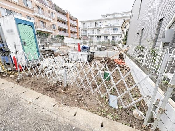 八王子市散田町5丁目　新築一戸建て・全3棟　2号棟