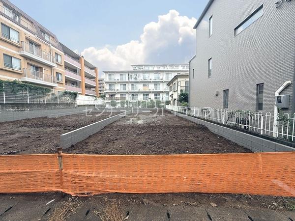 八王子市散田町5丁目　新築一戸建て・全3棟　2号棟