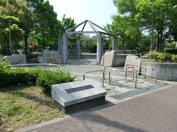 蓮生寺公園通り一番街　第2号棟　中古マンション(別所ふれあい公園)
