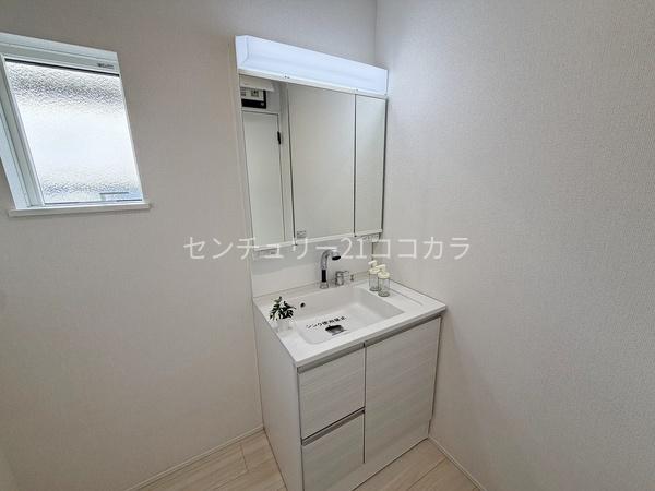 八王子市川口町　新築一戸建て・全3棟　2号棟