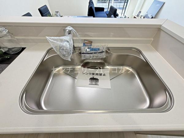 八王子市川口町　新築一戸建て・全3棟　2号棟