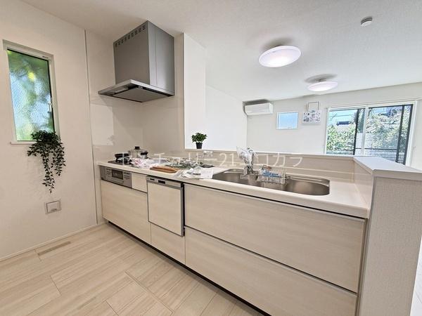 八王子市川口町　新築一戸建て・全3棟　2号棟