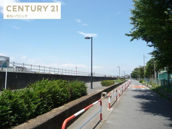 コスモ市川妙典