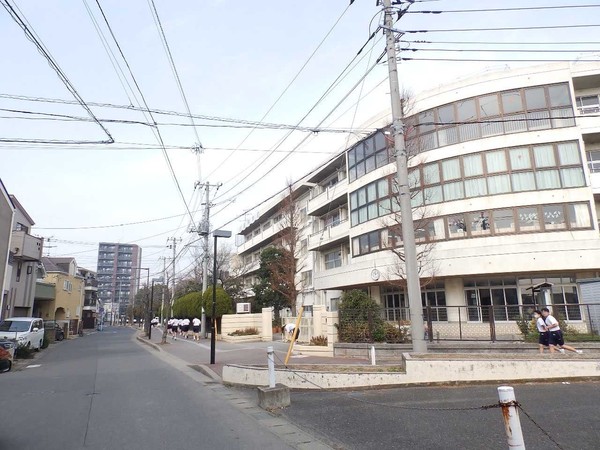 サニーハウス南行徳Ｂ棟(市川市立妙典中学校)