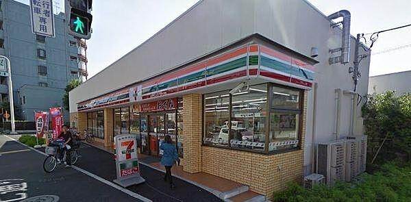 国際パレス柿の木坂(セブンイレブン目黒環七柿の木坂店)
