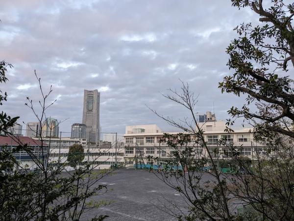 横浜市西区西戸部町1丁目の中古一戸建て(横浜市立老松中学校)