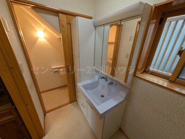 調布市菊野台３丁目の中古一戸建て