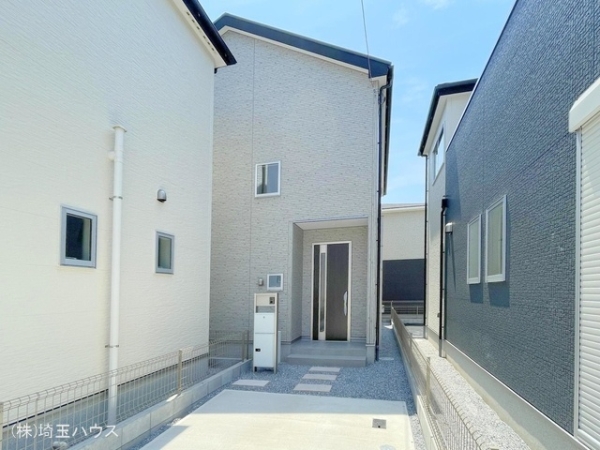 春日部市小渕22ー2期2号棟