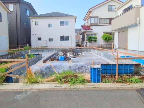 越谷市大字下間久里の新築一戸建