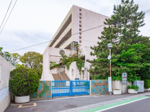 草加市吉町2丁目(草加市立瀬崎中学校)