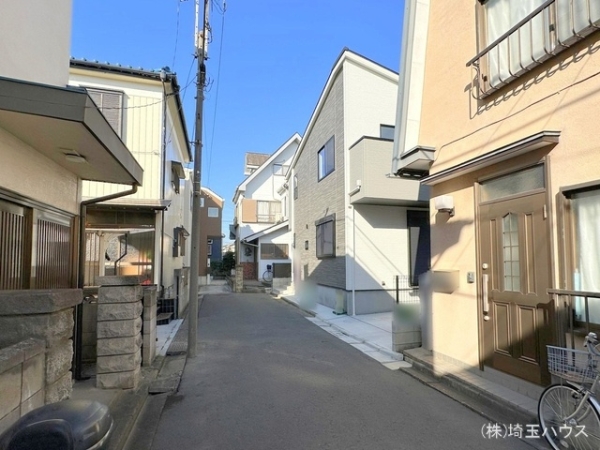 越谷市赤山町