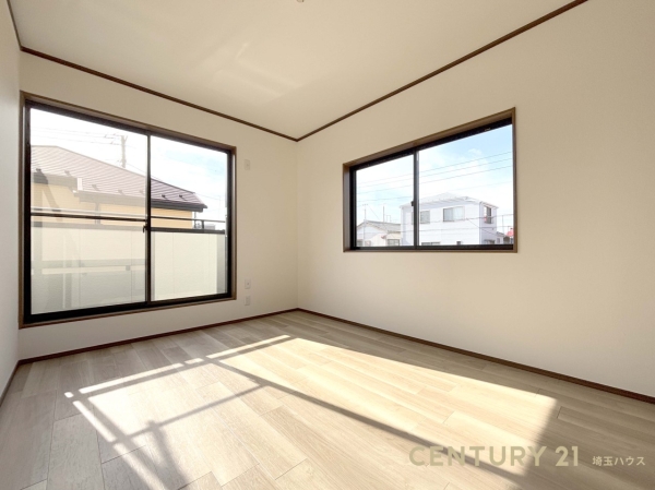 草加市西町の中古一戸建て