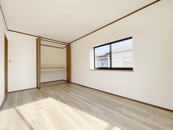 草加市西町の中古一戸建て