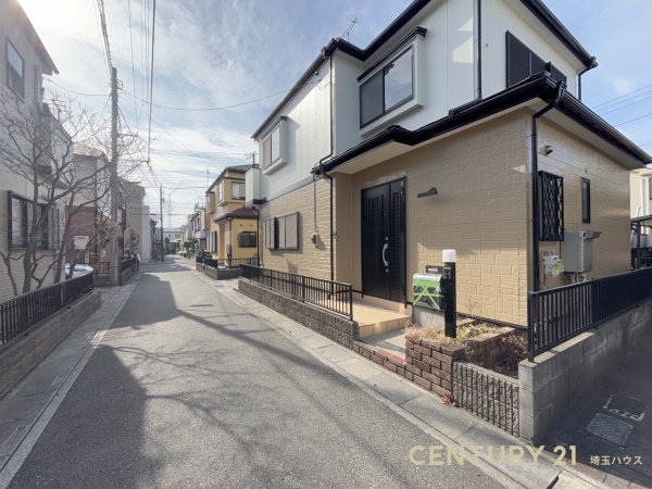 草加市西町の中古一戸建て