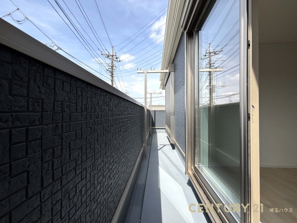三郷市番匠免第8　1号棟