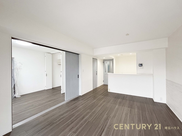 ファミール春日部弐番館(リビング)