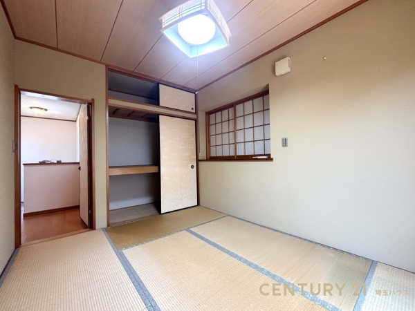 越谷市東越谷４丁目の中古一戸建て