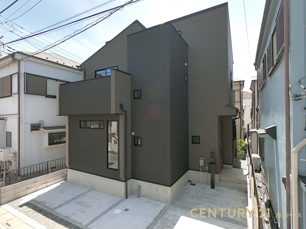 草加市吉町404　1棟