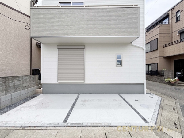 越谷市東大沢